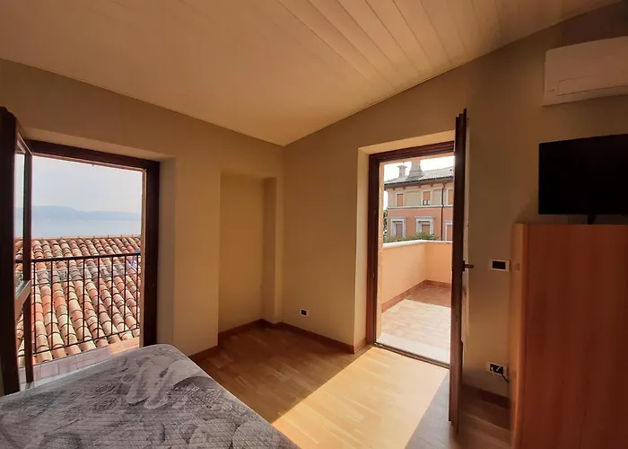 Casa Castel * Gargnano